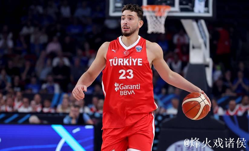 申京开局连续单挑约基奇，3投全中斩获6分